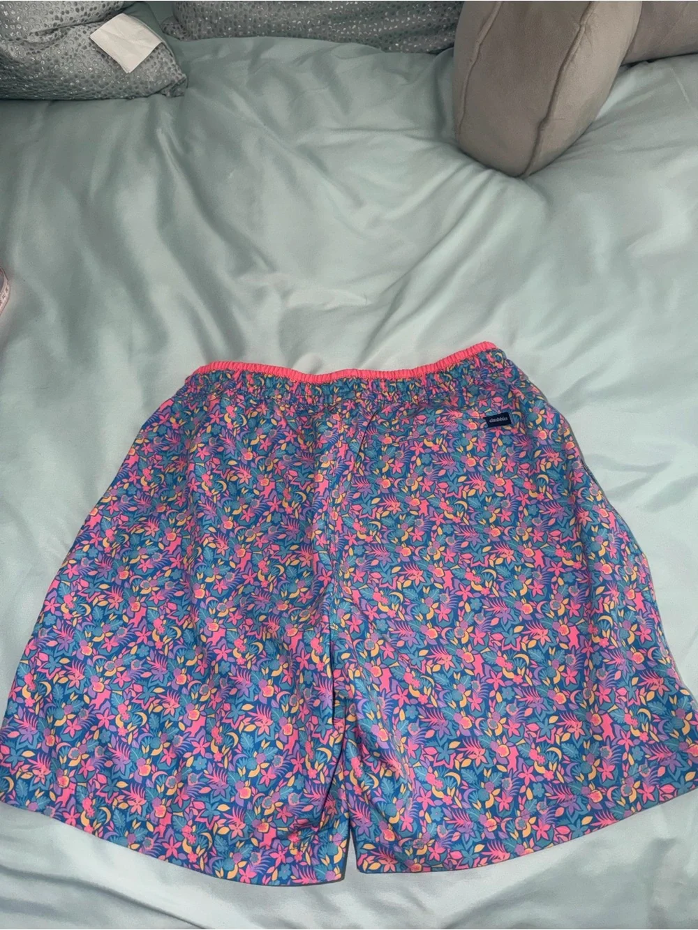 Chubbies Men’s Classic Swim Trunks The Spades Blue Floral